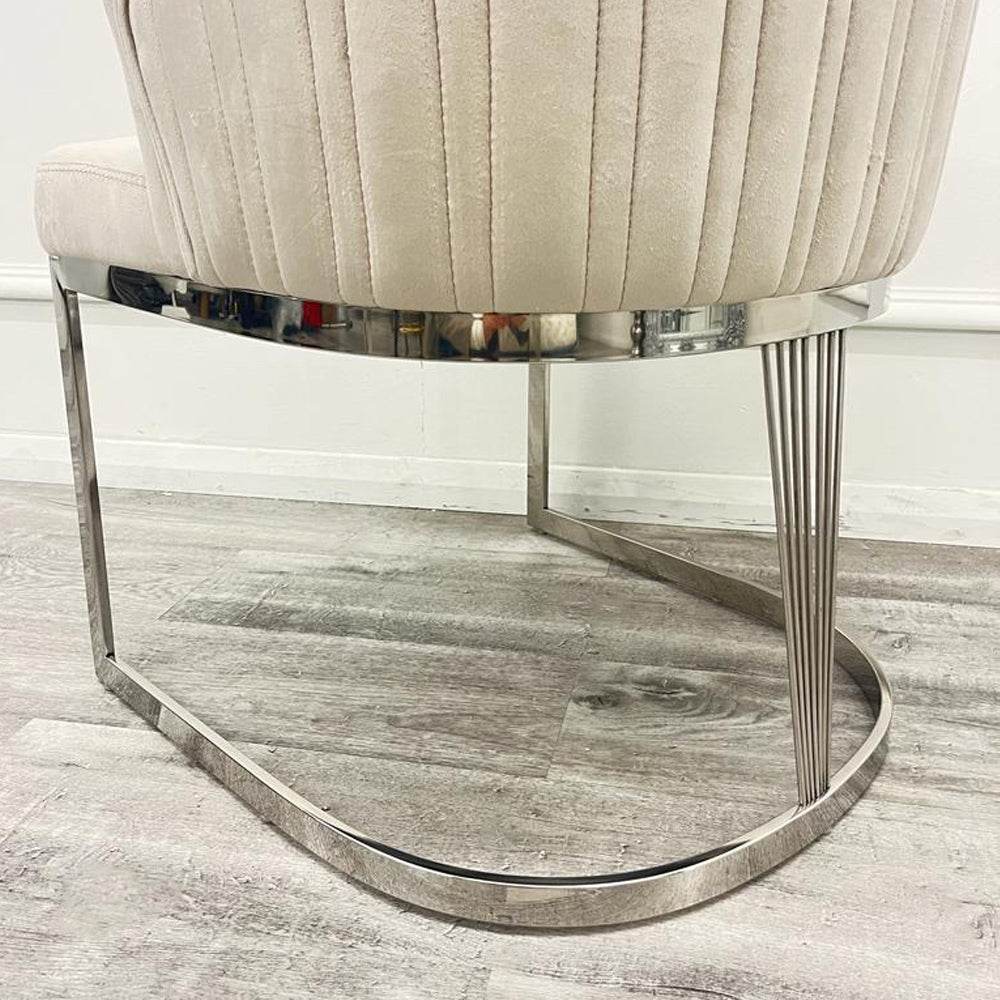 Chelmsford Velvet Dining Chair - Smartshopper-uk