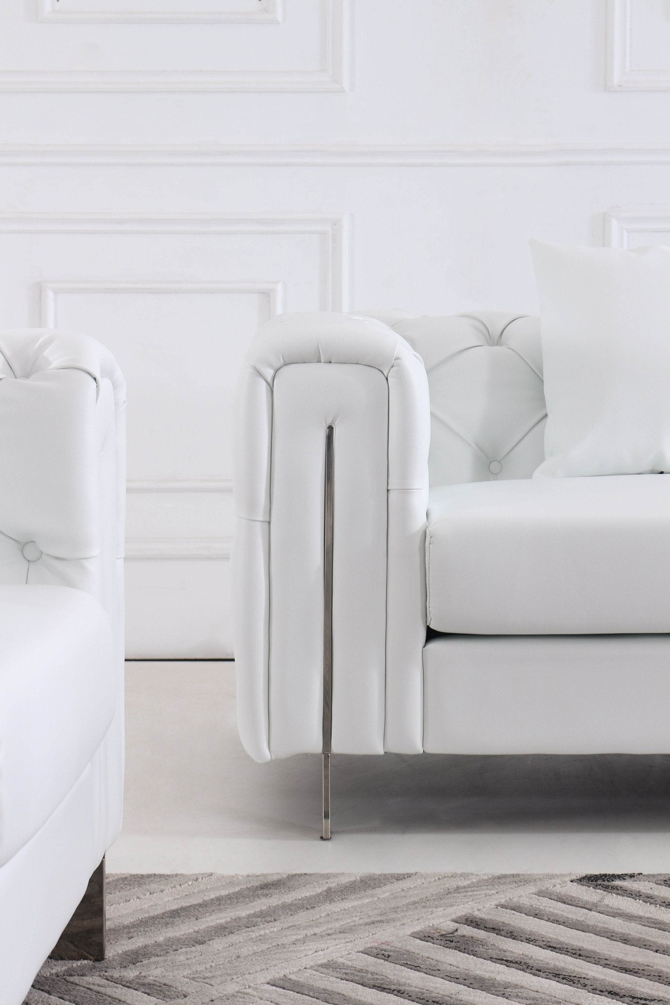 The Modern Chesterfield Sofa Set in Luxury White Leather - Smartshopper-uk