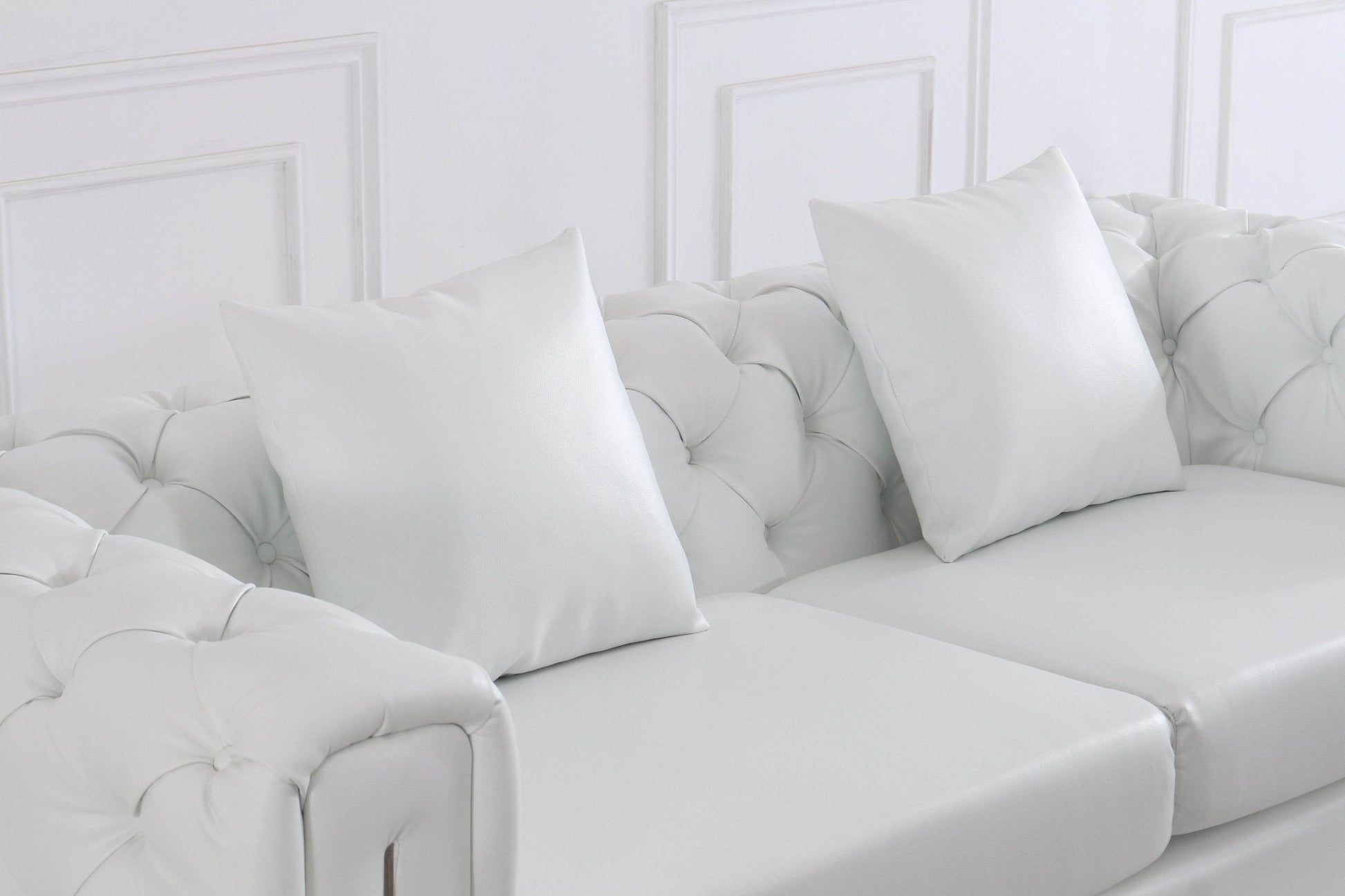 The Modern Chesterfield Sofa Set in Luxury White Leather - Smartshopper-uk